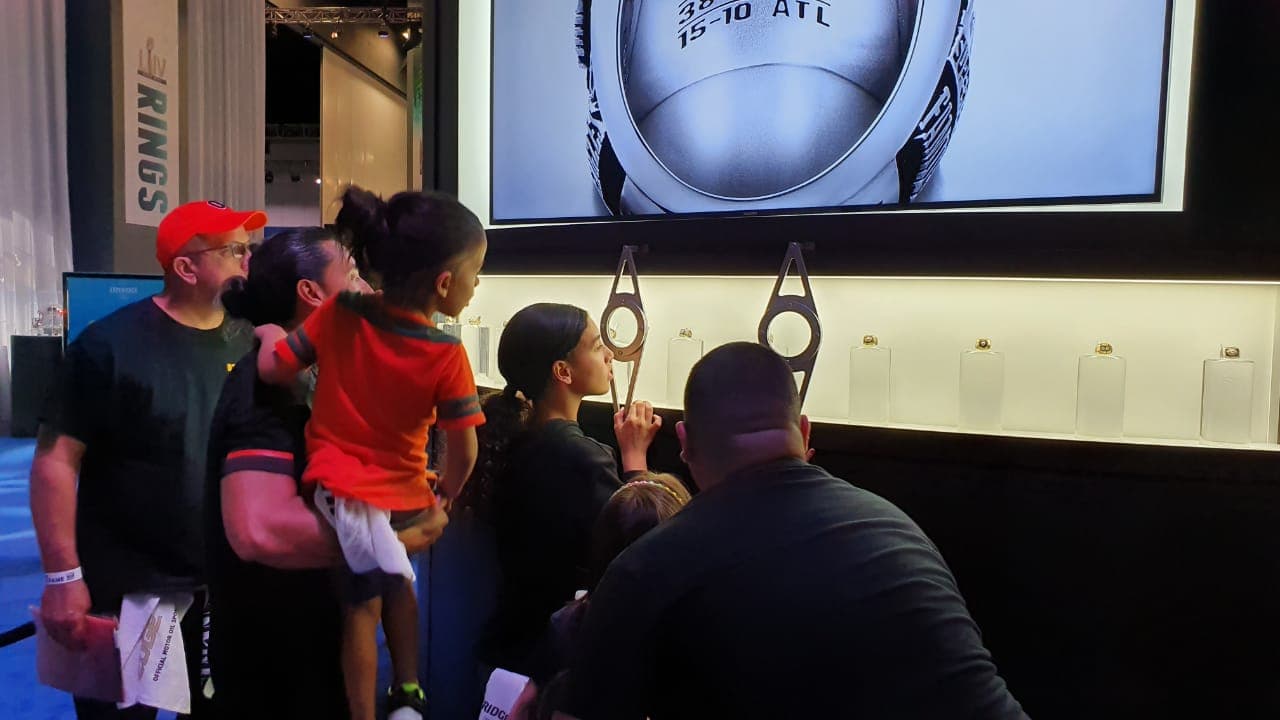 Falta menos de una semana para vivir la pasión del Super Bowl LIV entre Chiefs y 49ers pero la afición ya disfruta al máximo de la NFL Experience.