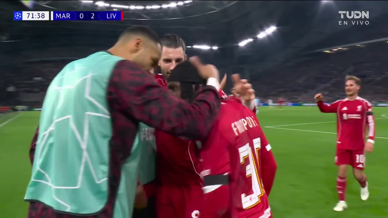 ¡Jeremie Frimpong arma una jugada de Dios y provoca autogol de Rulli!