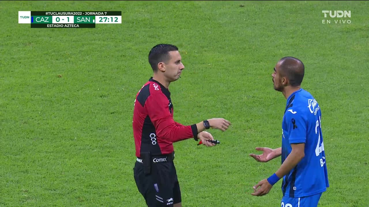 ¡TIRO ATAJADO! disparo por Carlos Rodríguez.