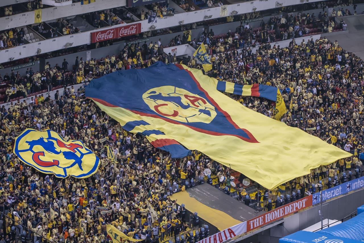 La afición de América y Rayados ya juega la Gran Final de la Liga MX.