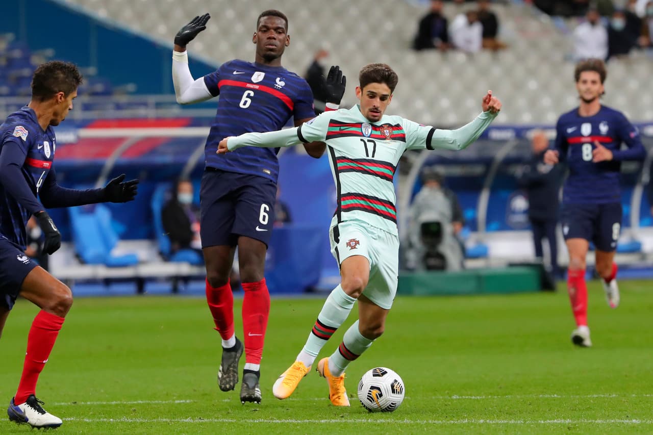Portugal consigue un valioso punto como visitante en el empate 0-0 frente a Francia.