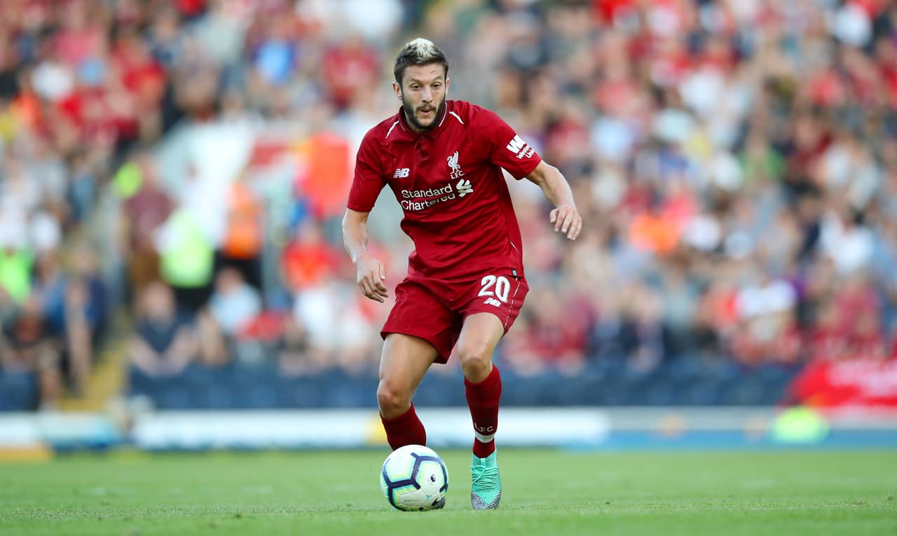 Adam Lallana, mediocampista inglés del Liverpool FC.
