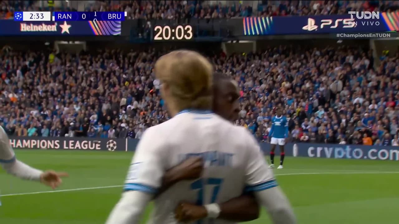 ¡Gol de vestidor! Brujas abre la cuenta vs. Rangers en Champions