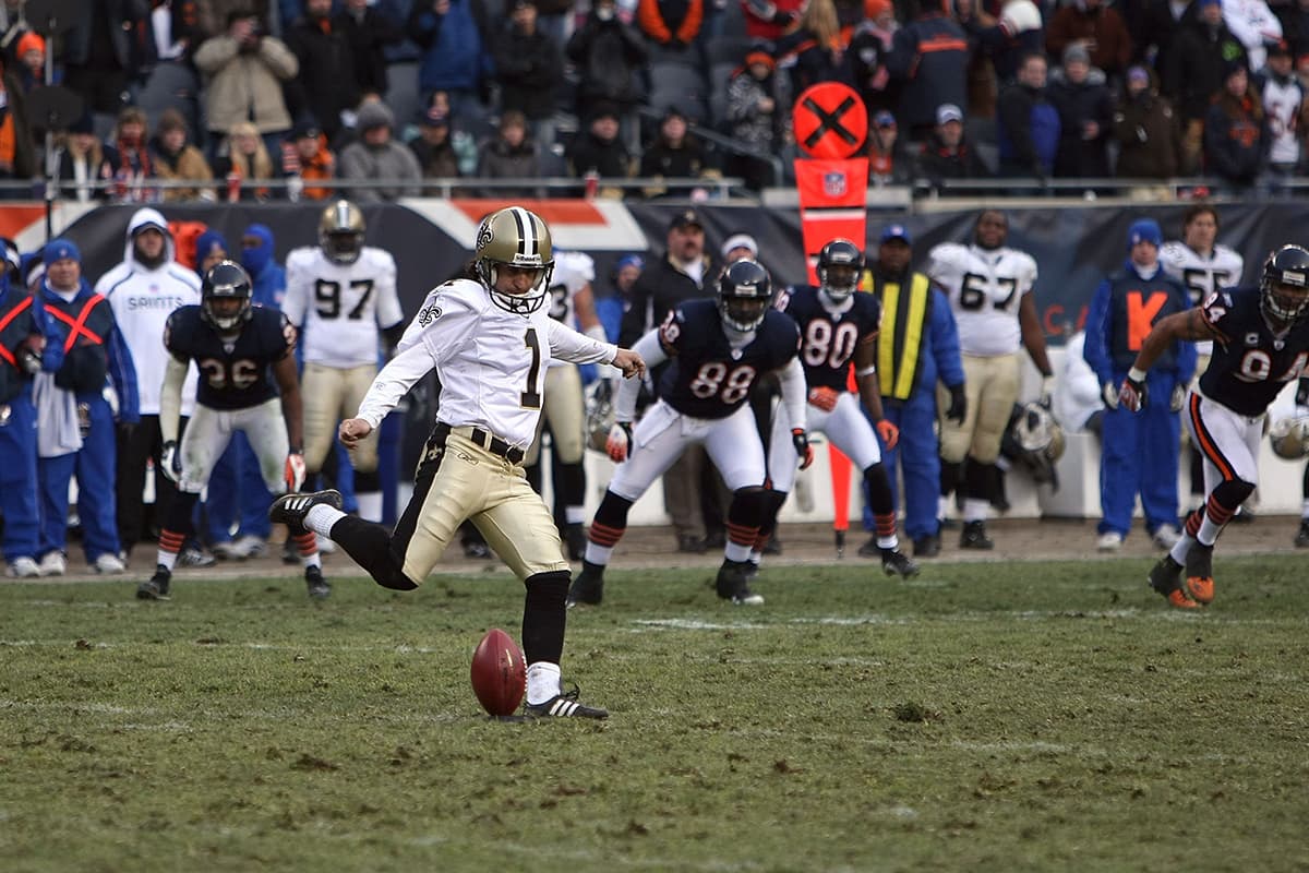 En diciembre de 2007 llegó Martín Gramática a los New Orleans Saints, pero las lesiones en octubre de 2008 hicieron que se marchara del equipo sin regresar a la NFL.