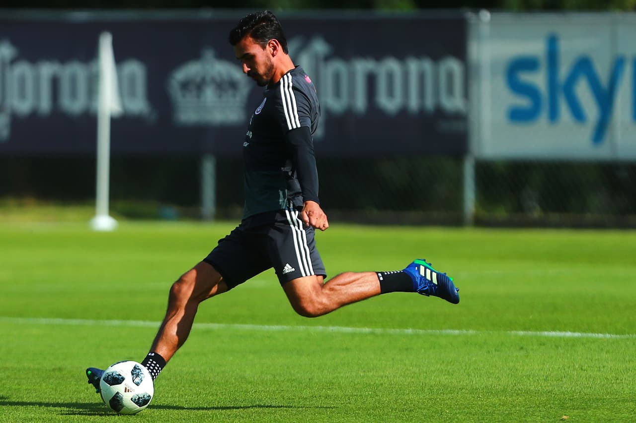 Tras el fallido paso por el Real Oviedo y Getafe, el canterano de Tecos volvió a Guadalajara pero para jugar con Chivas.