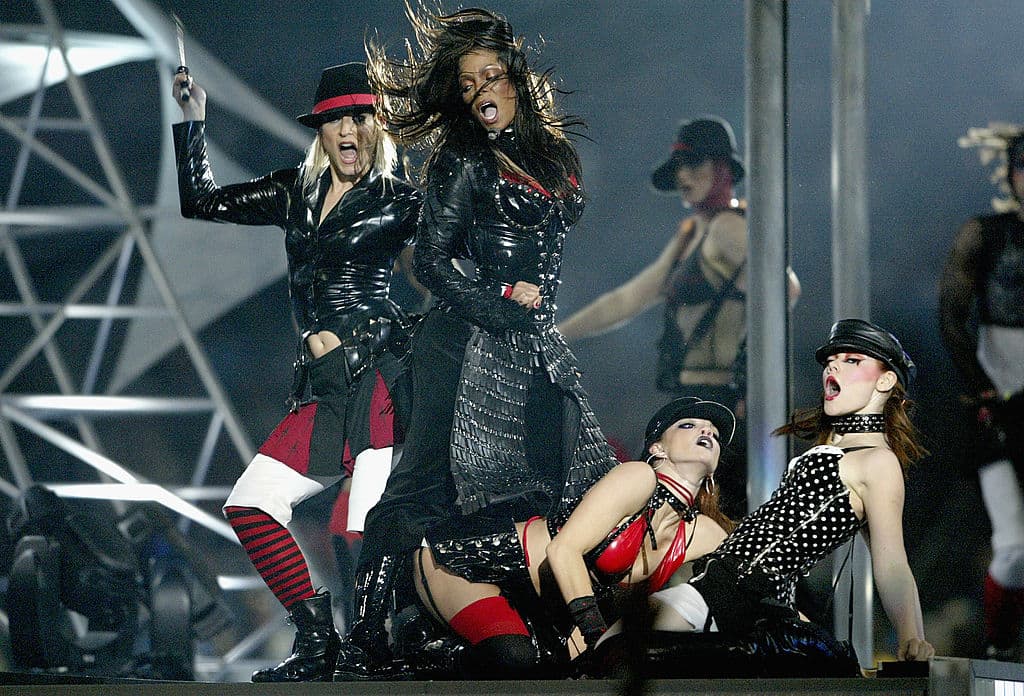 Estos incluyen ejecutivos de la NFL y MTV.