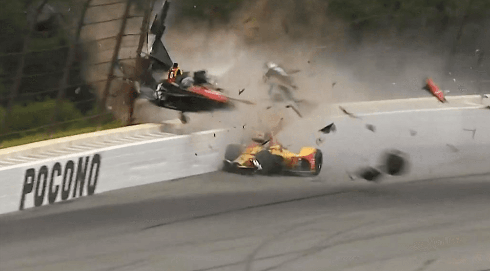 Un impresionante y desafortunado accidente tuvo lugar en la carrera ABCSupply 500 en el trióvalo de Pocono Raceway de la temporada 2018 de la IndyCar Series.