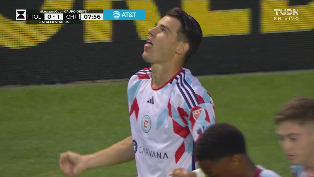 ¡Gol de Fire! Koutsias muestra cómo se define para el 0-1