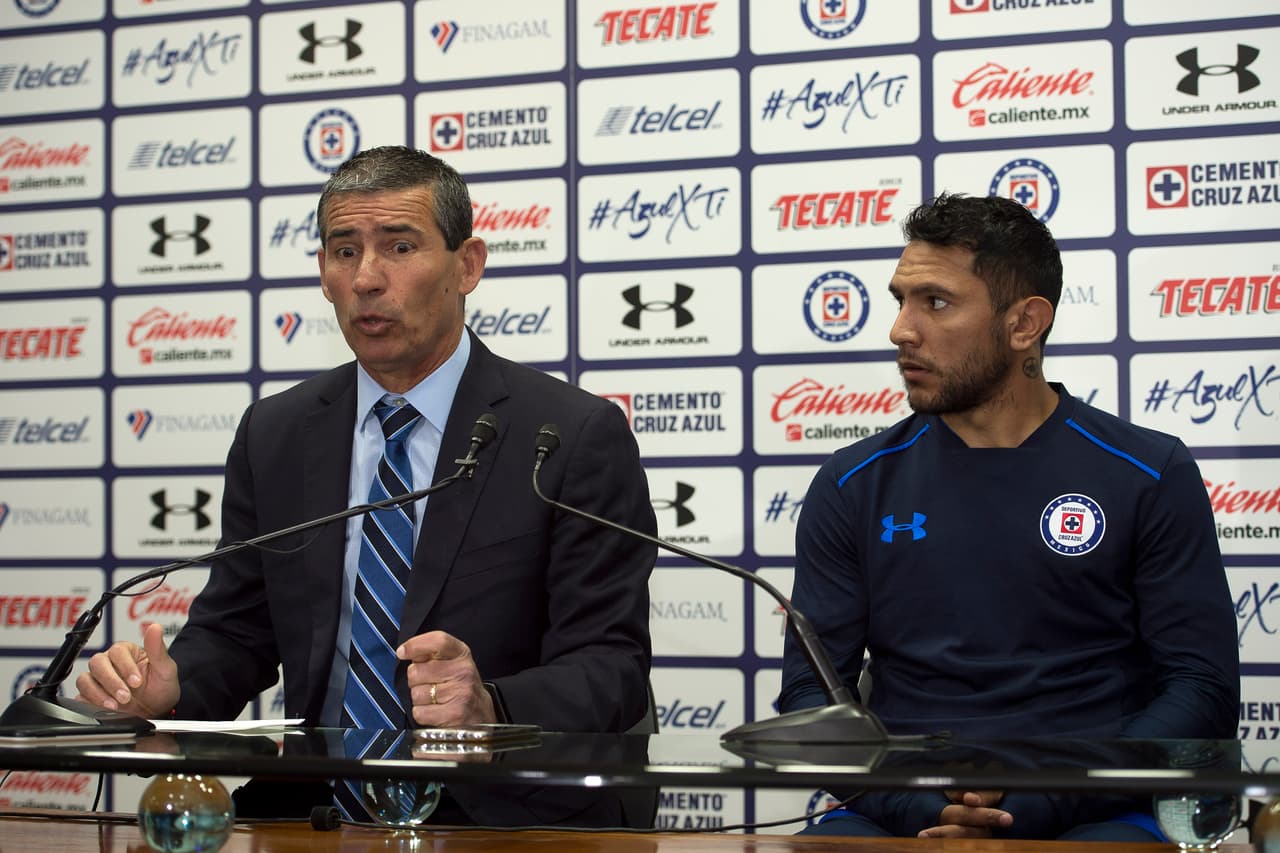 Se une en la lista de refuerzos de los celestes a Diego Valdés y Carlos Fierro que el nuevo técnico Pedro Caixinha tendrá a su disposición.