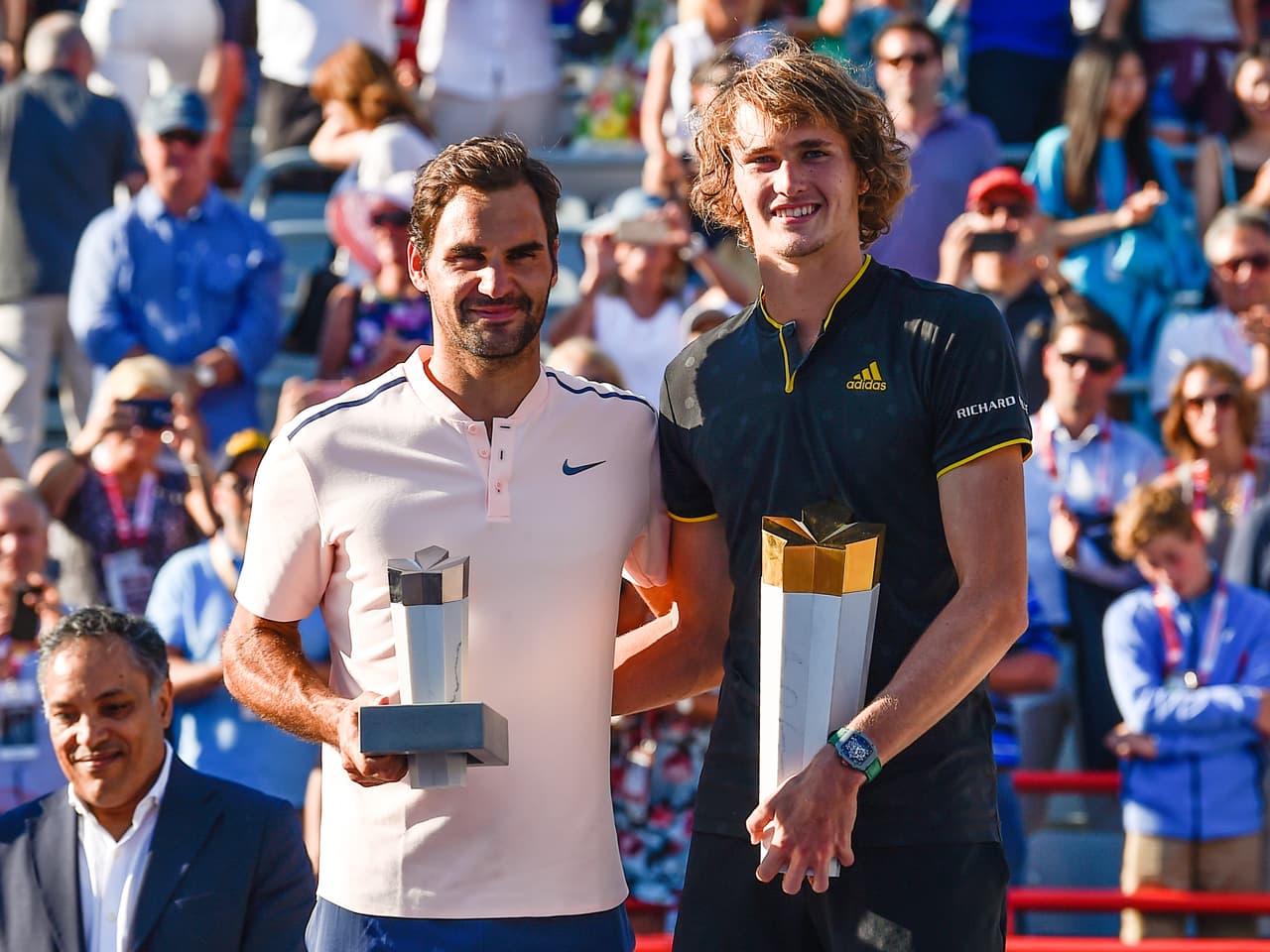 Con parciales 6-3 y 6-4, en una hora y 8 minutos, Alexander Zverev quedó como campeón de la Coupe Rouges de Montreal.