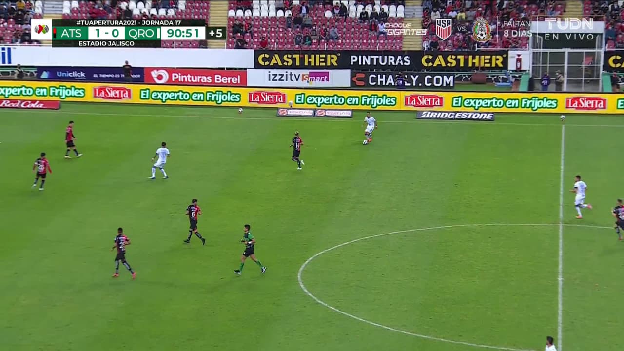 ¡TIRO ATAJADO! disparo por Christopher Trejo.