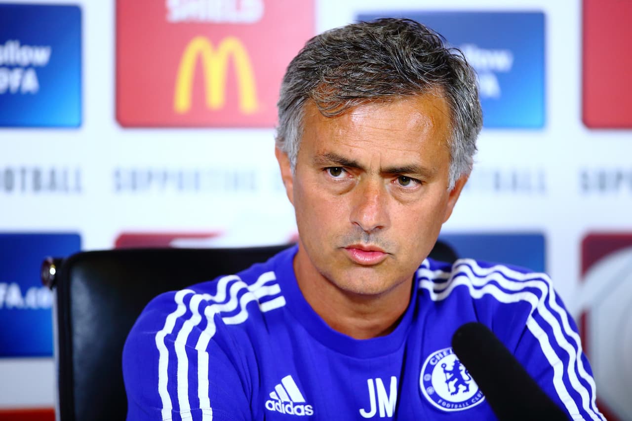 El entrenador portugués seguirá al frente del Chelsea hasta 2019