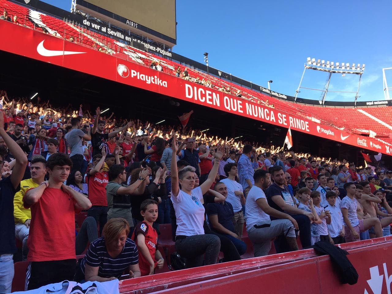 ¡Una ciudad que arde! Sevilla y su inigualable pasión por el derbi
