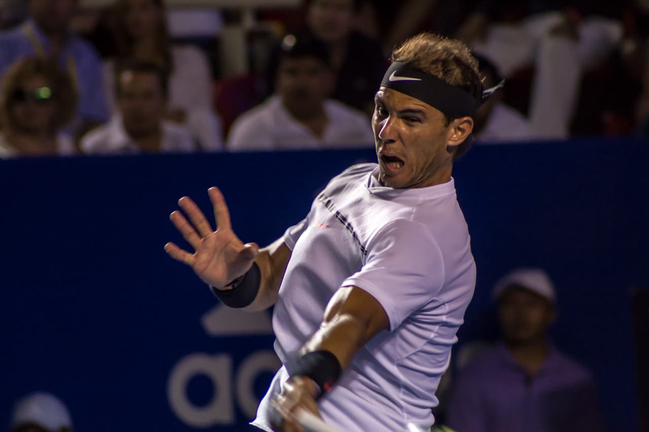 Con la participación de figuras como Novak Djokovic, Rafael Nadal, Marin Cilic y Juan Martín del Potro, el Abierto Mexicano de Tenis tuvo su mejor torneo varonil en el bello puerto de Acapulco. El estadounidense Sam Querrey se coronó en el certamen de caballeros, mientras que la ucraniana Lesia Tsurenko hizo lo propio en el femenino.
