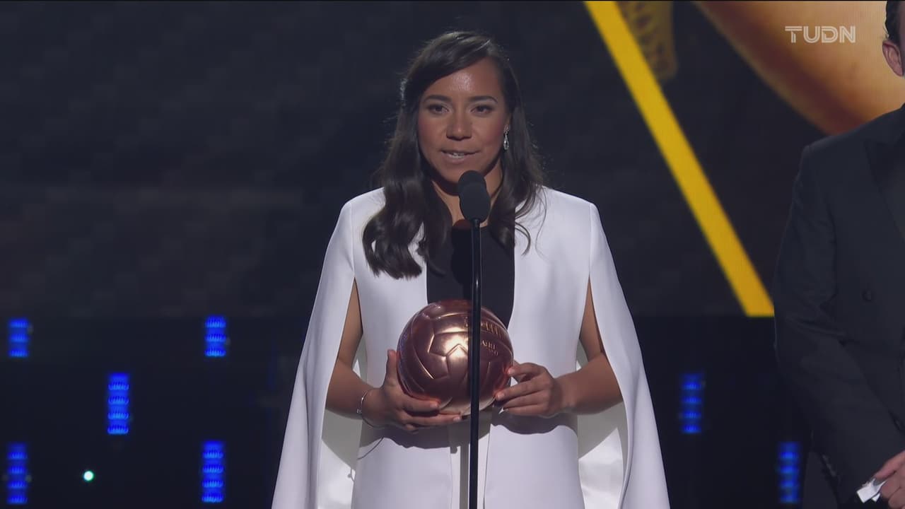 Charlyn Corral, ganadora al Balón de Oro a la mejor jugadora