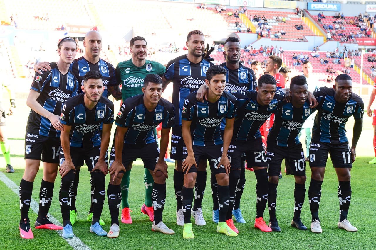 Querétaro comandado por Víctor Manuel Vucetich llegó al duelo con marca de tres triunfos y dos derrotas. La más reciente fue en la Fecha 5 tras caer 1-2 en contra de América.
