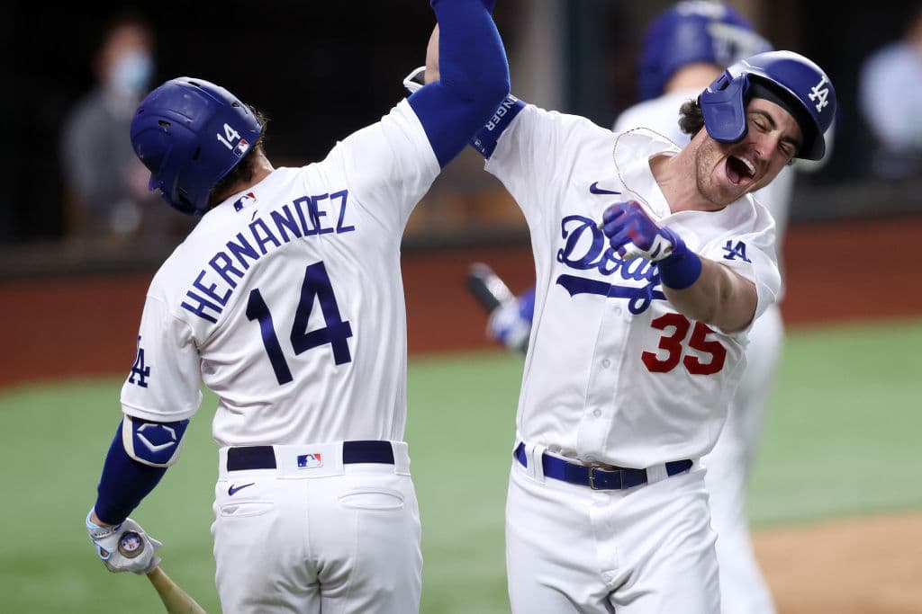 Bellinger se dislocó el hombro celebrando jonrón que dio triunfo a Dodgers