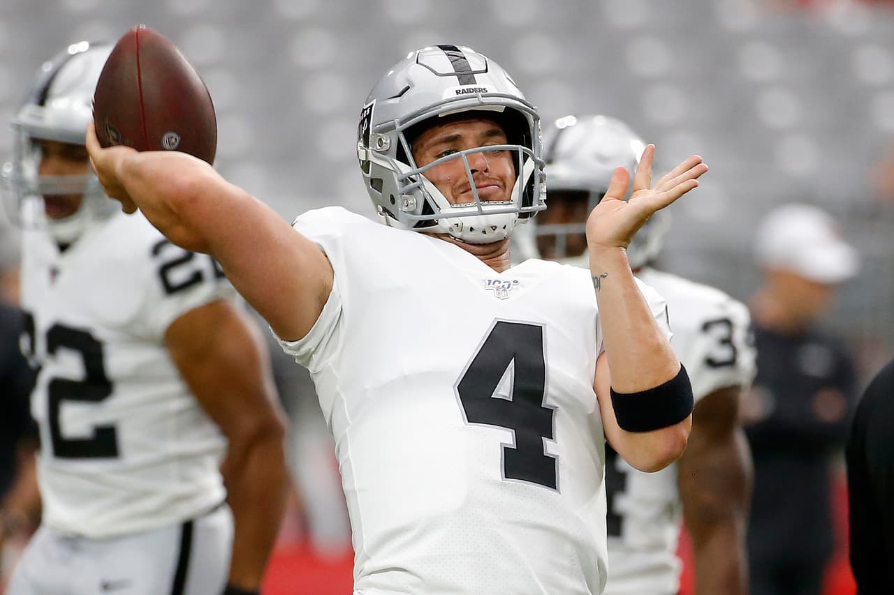 El quarterback de los Oaklans Raiders, Derek Carr, recibió un rating bastante aceptable