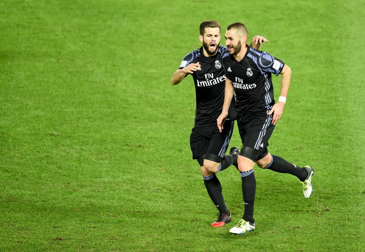 Nacho- Se entendió bien en la central con Varane y contuvieron los destellos de ataque que tuvo el América, no fue llevado al límite y fue muy preciso con el balón. Calificación 8.