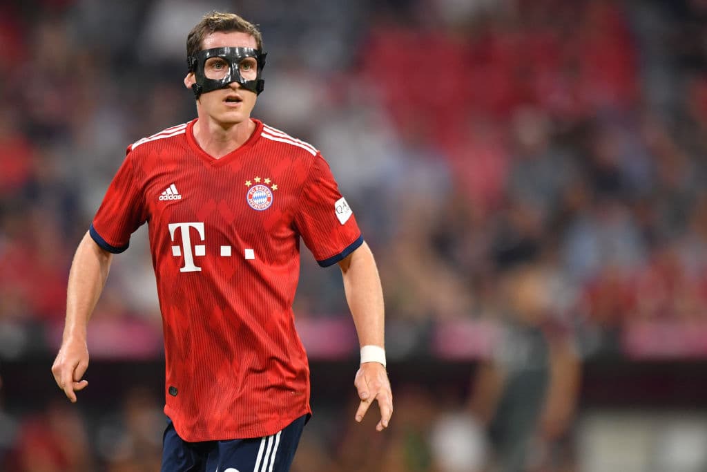 Schalke 04 sigue insistiendo por el mediocampista Sebastian Rudy, quien poco espacio tendrá en el Bayern Múnich esta temporada.