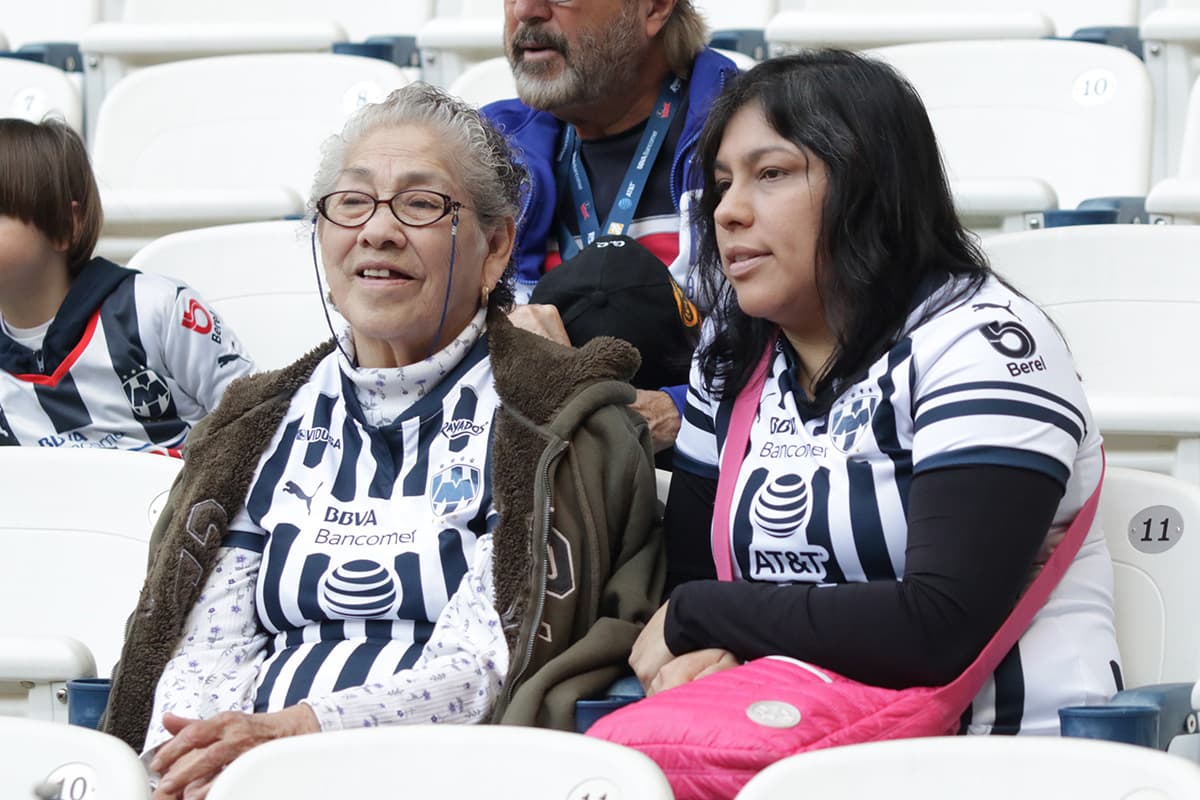 Los fanáticos de Rayados en el Estadio Bancomer para el juego contra Tuzos en la Jornada 1 del Clausura 2019.