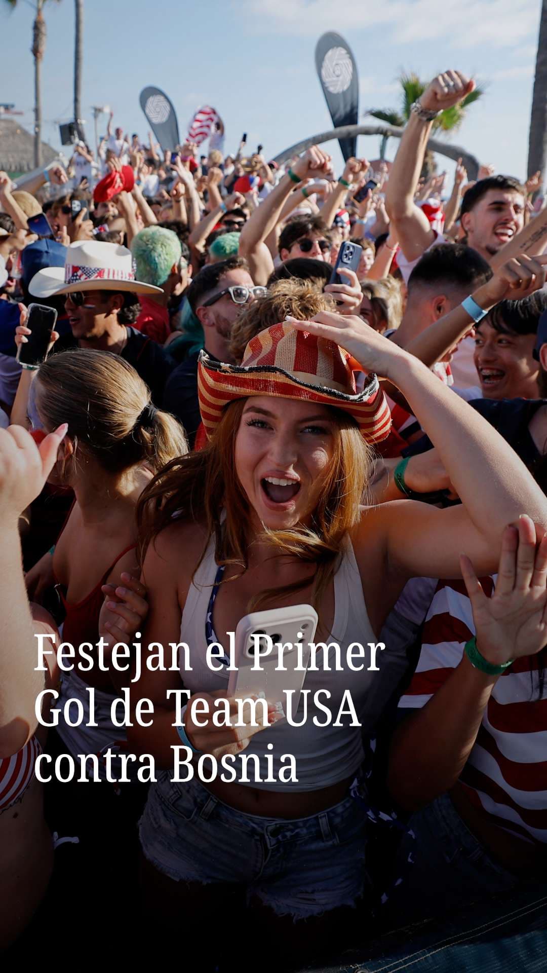 Festejan el primer gol de team USA contra Bosnia