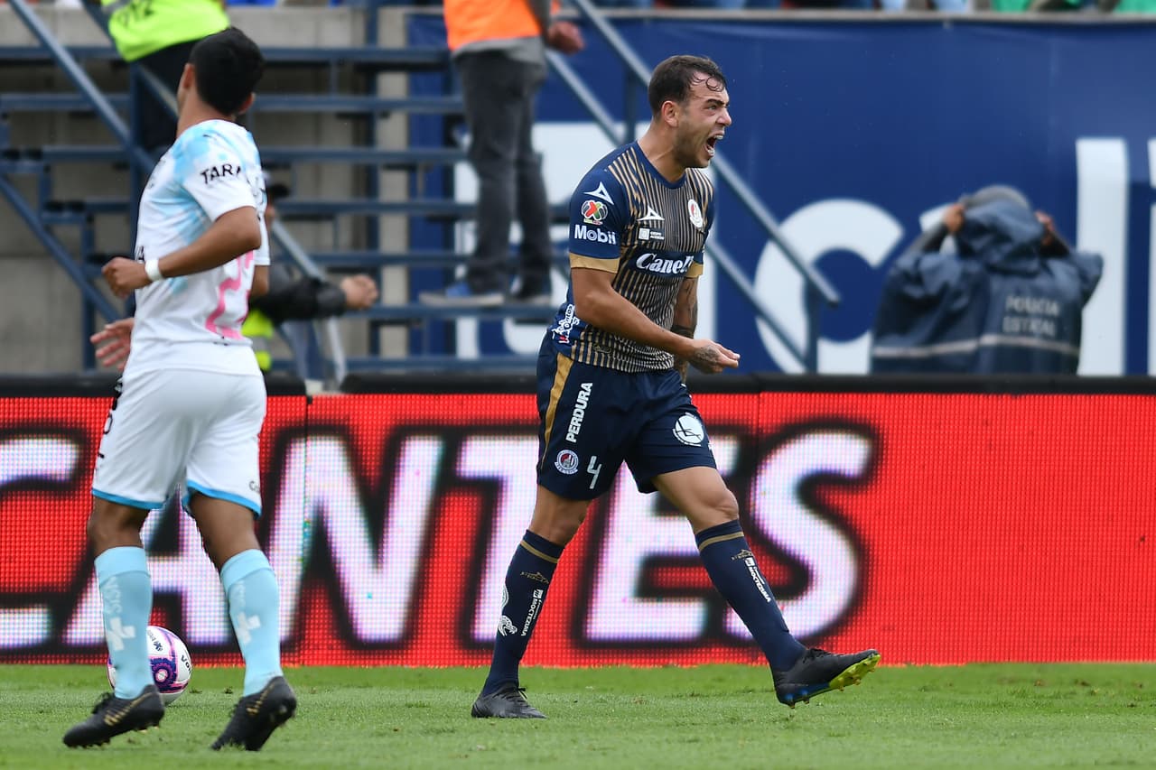 San Luis 0-2 Querétaro. Pereira y Romo marcaron los goles de Gallos.