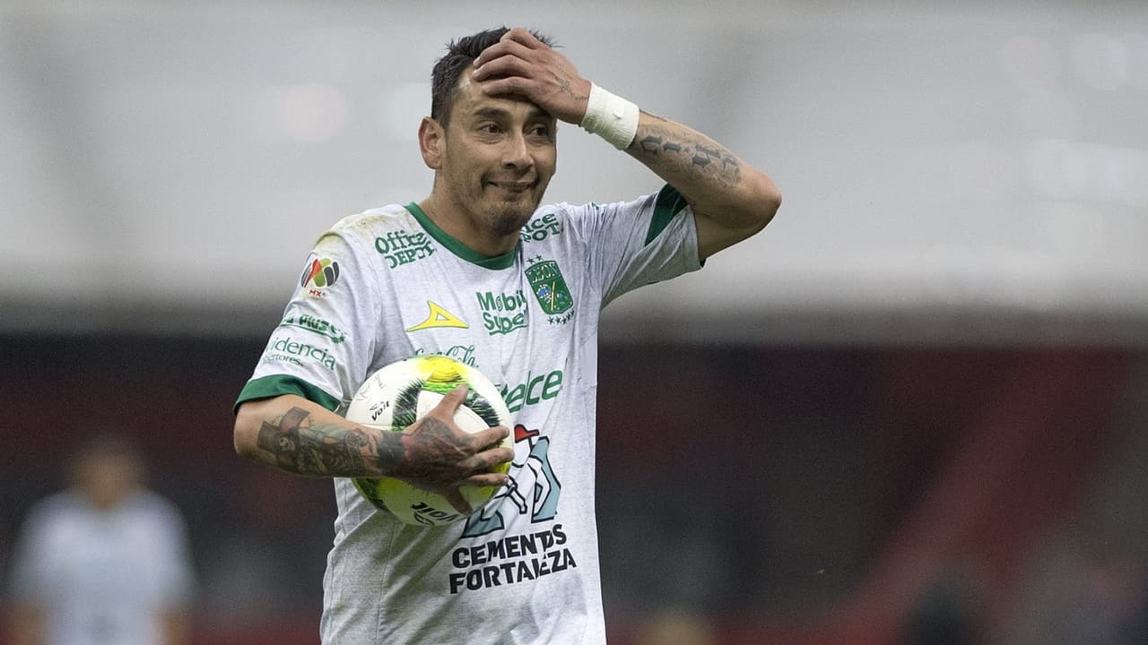 Rubens Sambueza será baja por fractura