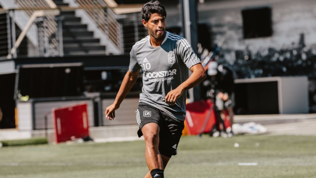 Carlos Vela está cerca de renovar contrato con LAFC