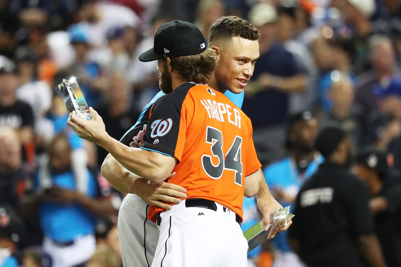 Aaron Judge cambiaría de posición si los Yankees firman a Harper 