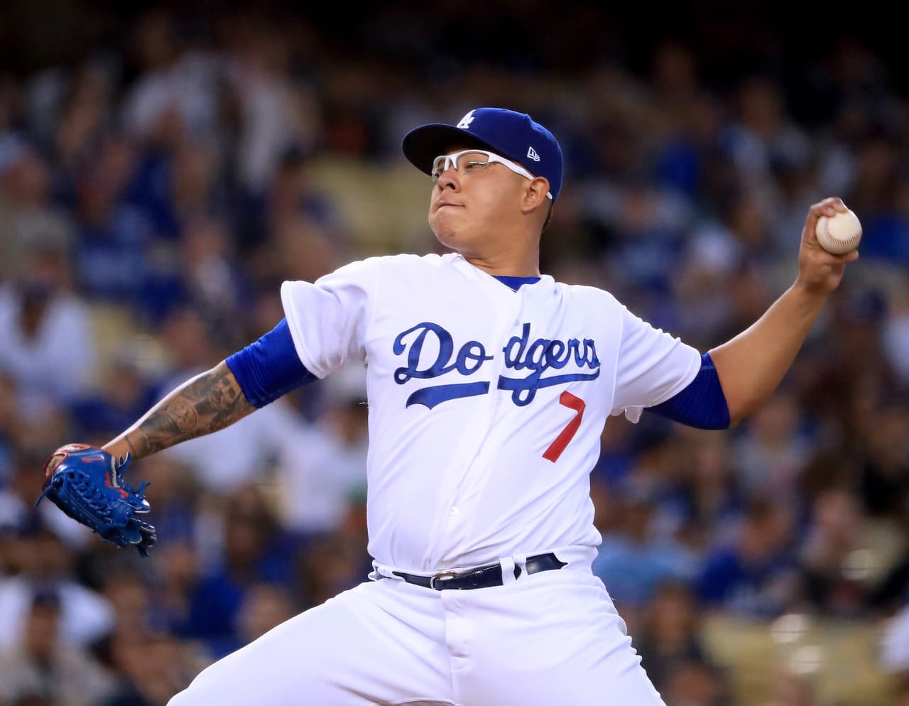 Los Dodgers limitarán la cantidad de innings del mexicano Julio Urias
