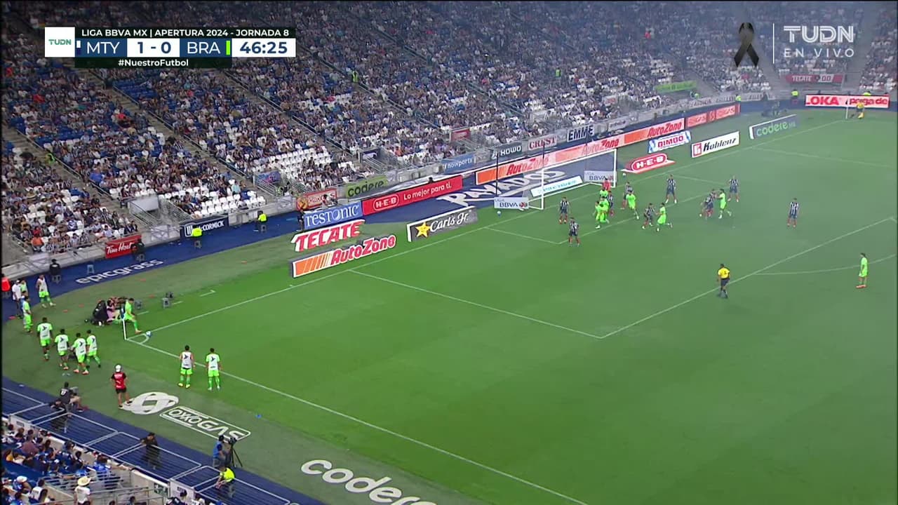 ¡TIRO ATAJADO! disparo por Óscar Estupiñán.