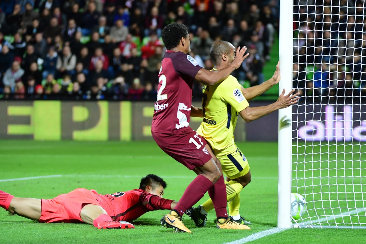 El puntillazo final lo dio Lucas Moura, uno de los que la 'MCN' ha relegado al banco de suplentes.