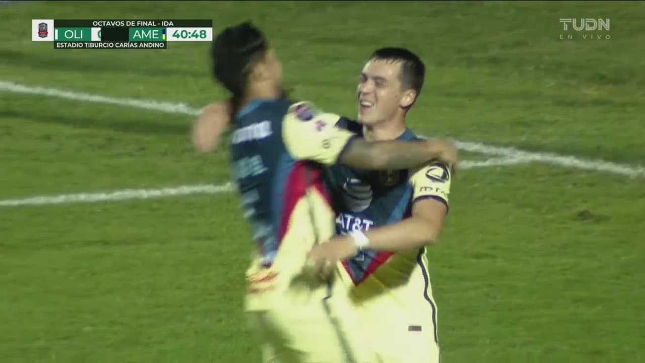 ¡Todo inició con Memo Ochoa! Viñas firma el 0-1 en gran jugada