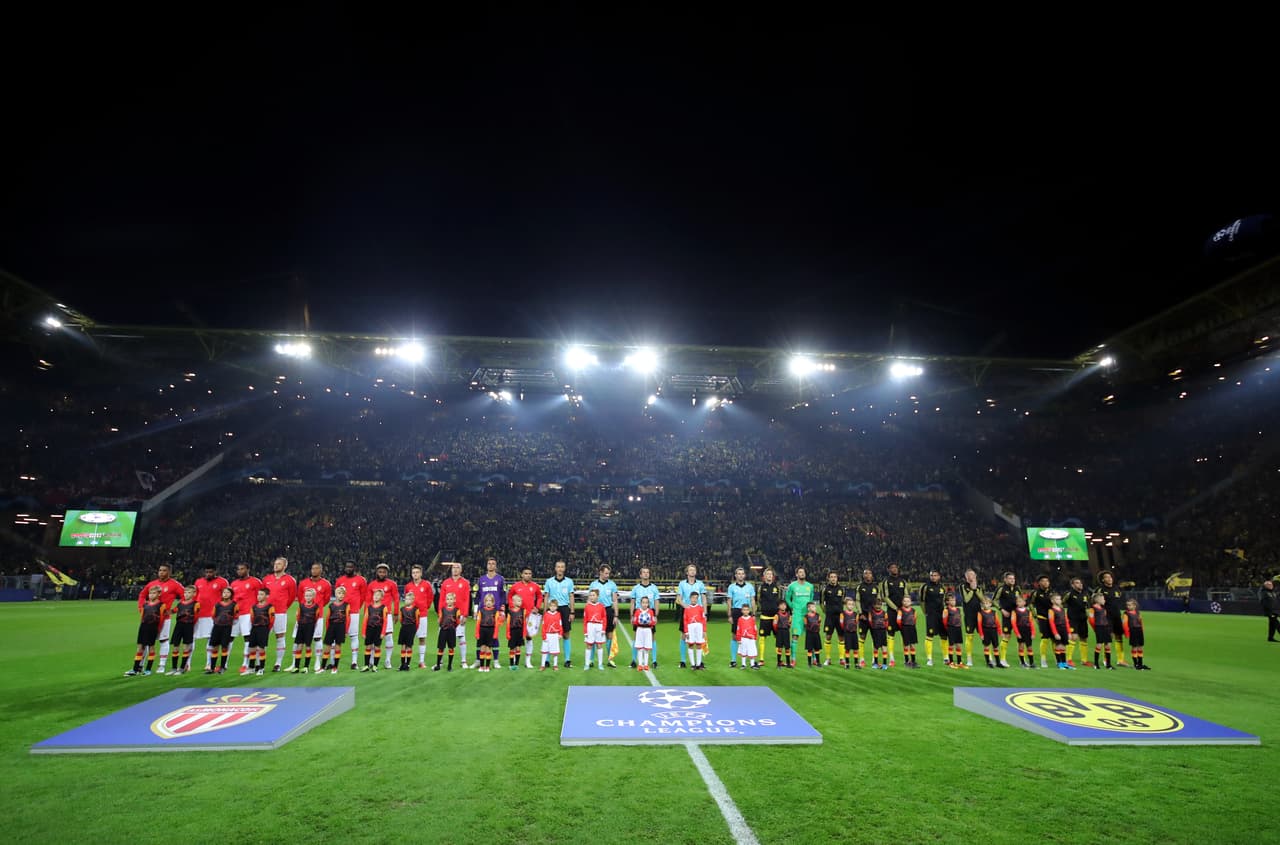 Así se vivía el ambiente en el estadio del Borussia. Increíble atmósfera.