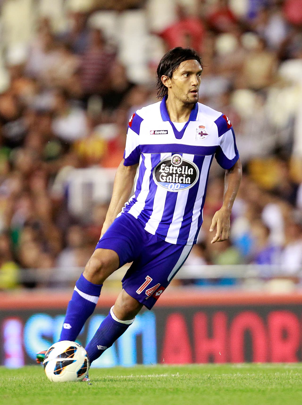 De los que más años ha pasado en España es Abel Aguilar. Tras dar el salto al Udinese desde Deportivo Cali, el mediocampista colombiano jugó con el Xerez en 2006 y en el 2013 acabó su ciclo en el país ibérico jugando para el Dépor.