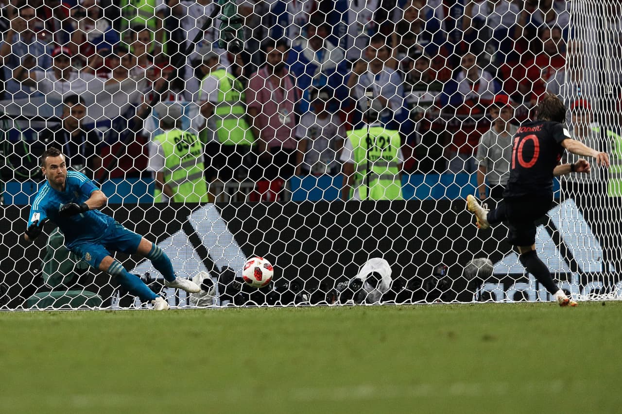 Ddesde el punto penal, Modric se encargó del tercer cobro croata contra el arquero ruso Igor Akinfeev cuando la serie iba 1-1.