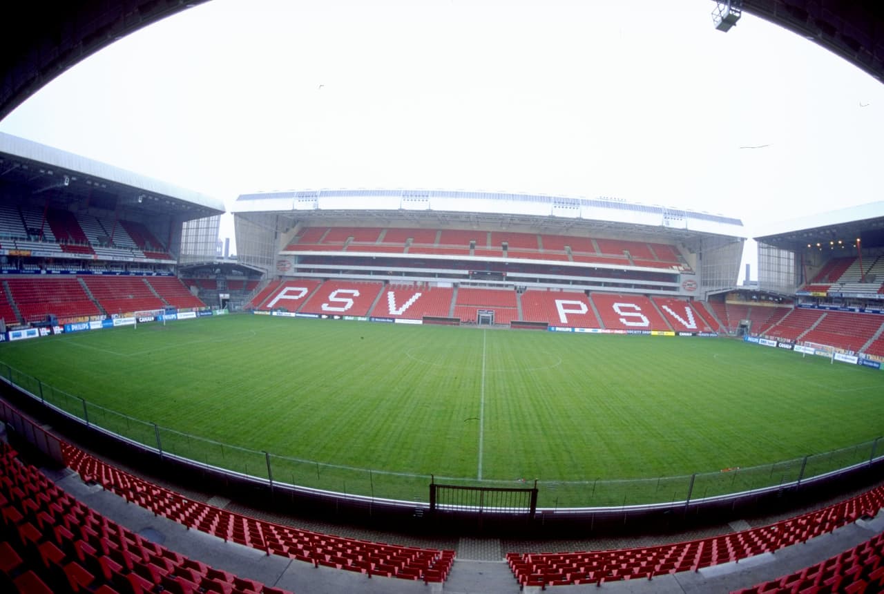 15. Philips Stadion, PSV Eindhoven (Países Bajos).