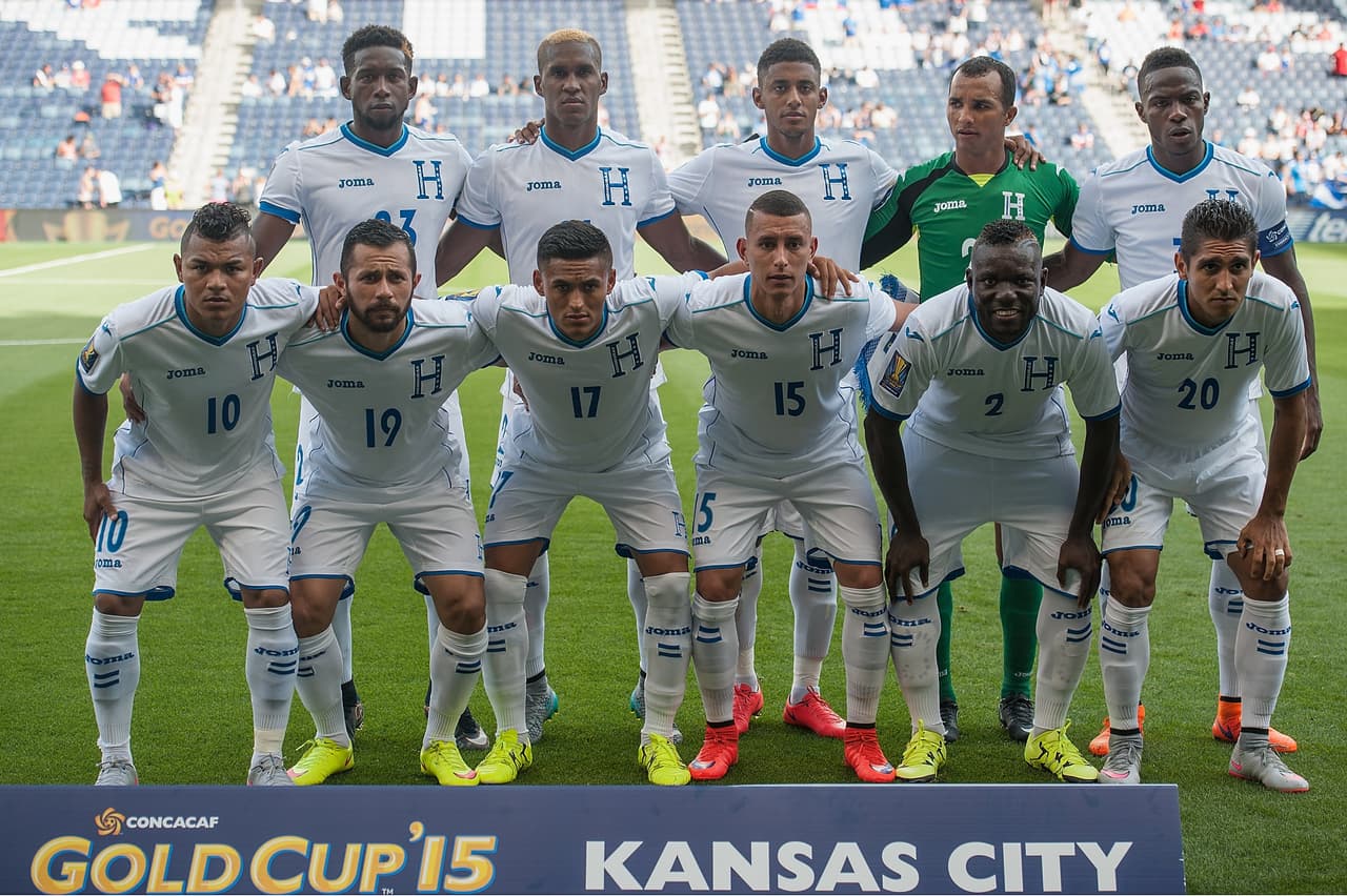 Honduras lidera esta lista de decepciones del fútbol de Centroamérica, participantes en el pasado Mundial Brasil 2014, el cuadro catracho de despidió con solo un punto. (Foto: Getty Images).