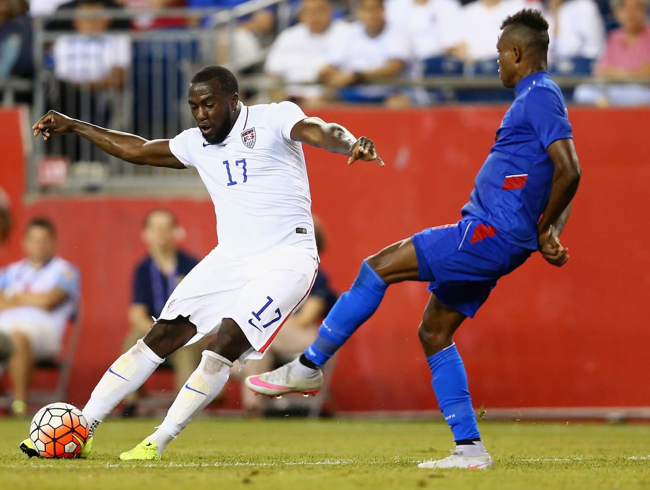 Jozy Altidore se veía como el goleador del equipo, pero las lesiones no le permitieron funcionar a su mejor nivel y ya ha abandonado la Copa Oro por esas mermas físicas. (Foto: Getty Images).