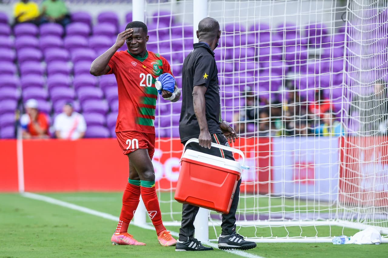 Los Regga Boyz no tuvieron problemas para vencer a su rival con goles de Shamar Nicholson y Bobby Reid.