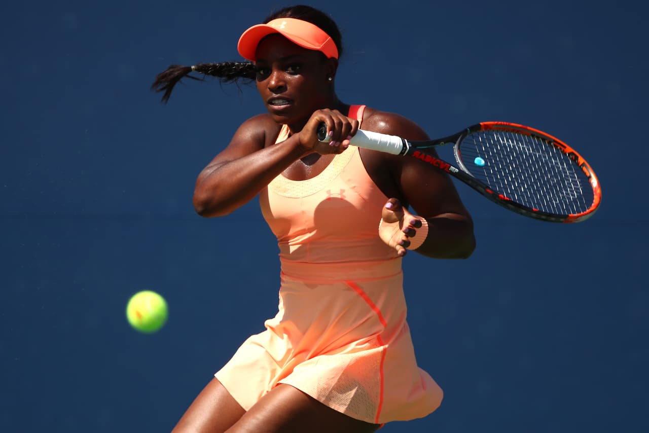 La estadounidense Sloane Stephens venció a la alemana Julia Goerges con parciales de 6-3, 3-6 y 6-1.