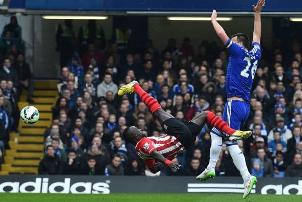 Con el paso de los minutos el encuentro se volvería parejo.