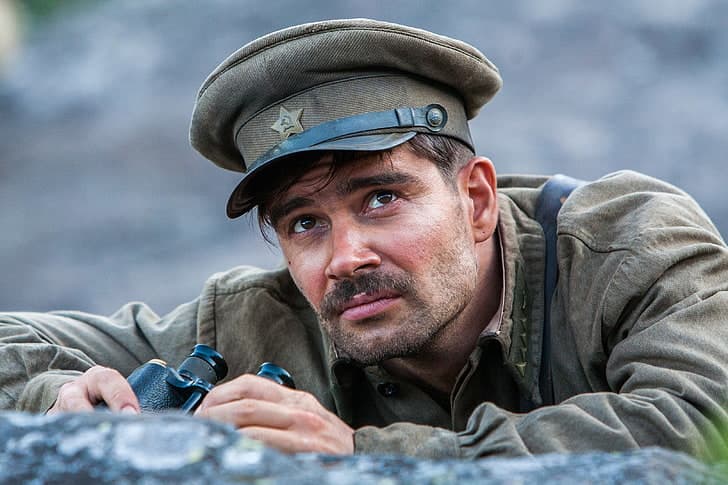 Lo que sucede en ese lugar se revela cada noche y al parecer la doctora Tatiana Yurievna es la única interesada en encontrar la solución.
<br>