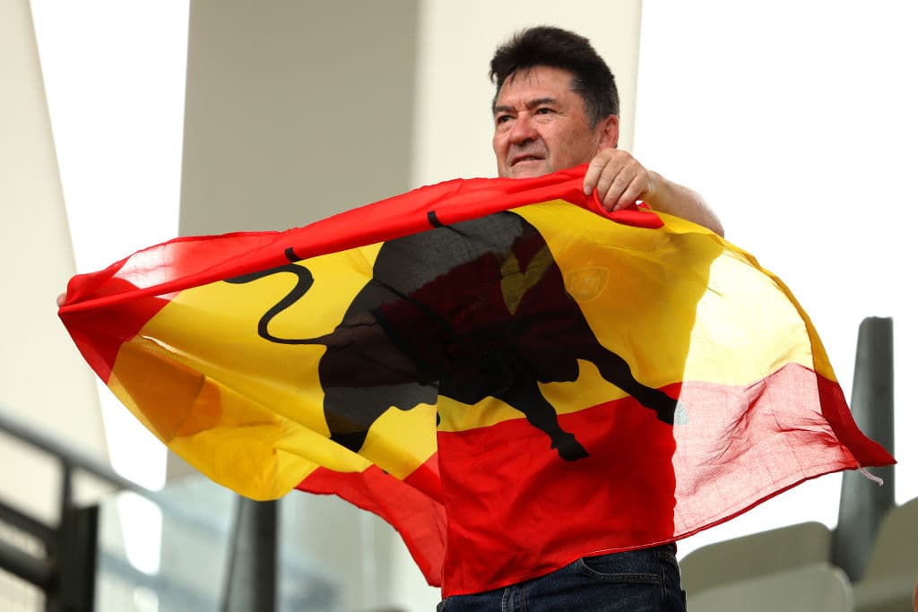 Los fanáticos en Rennes están listos para el juego de Octavos de Final del Mundial femenino entre Estados Unidos y España.