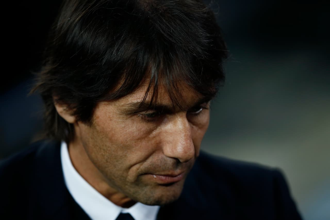 Antonio Conte y su cordial y afectuso saludo a Messi dejaron al técnico italiano en una situación incómoda, en un tema poco común entre los jugadores y sus dirigidos.