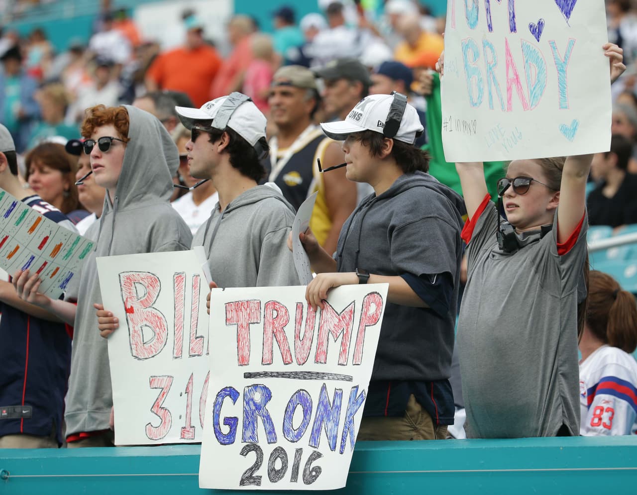 Adiós a la temporada regular de la NFL, y los fans demostraron toda su pasión por este deporte.