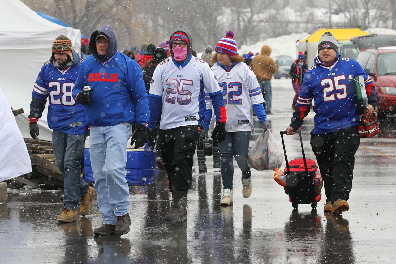 Adiós a la temporada regular de la NFL, y los fans demostraron toda su pasión por este deporte.