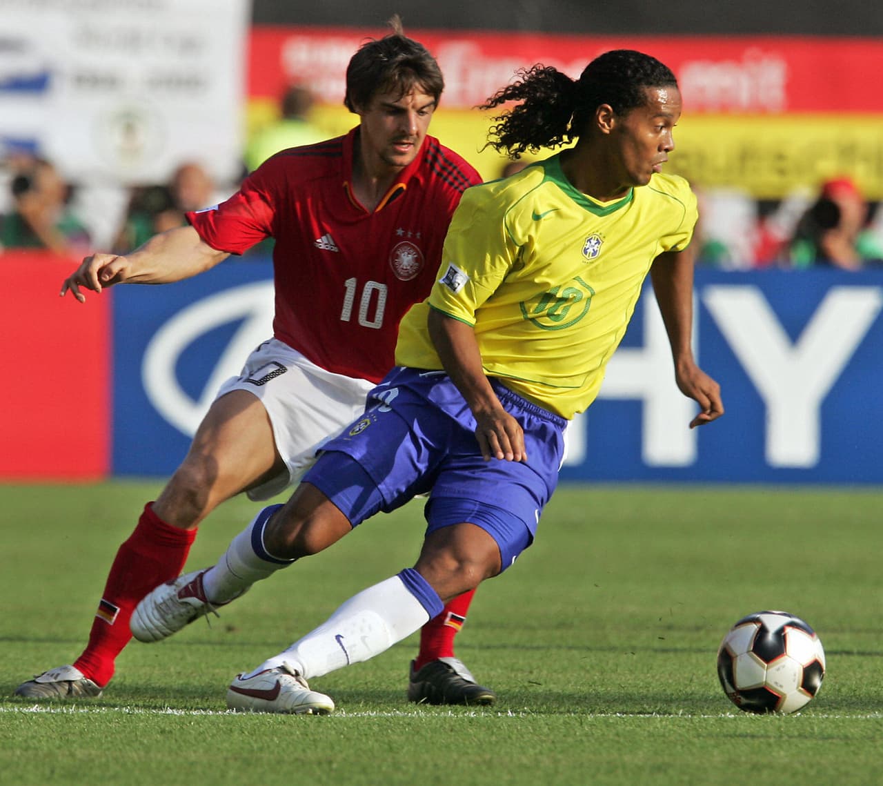 Y es que, además de fina técnica individual, Deisler contaba con sacrificio en labores defensivas.