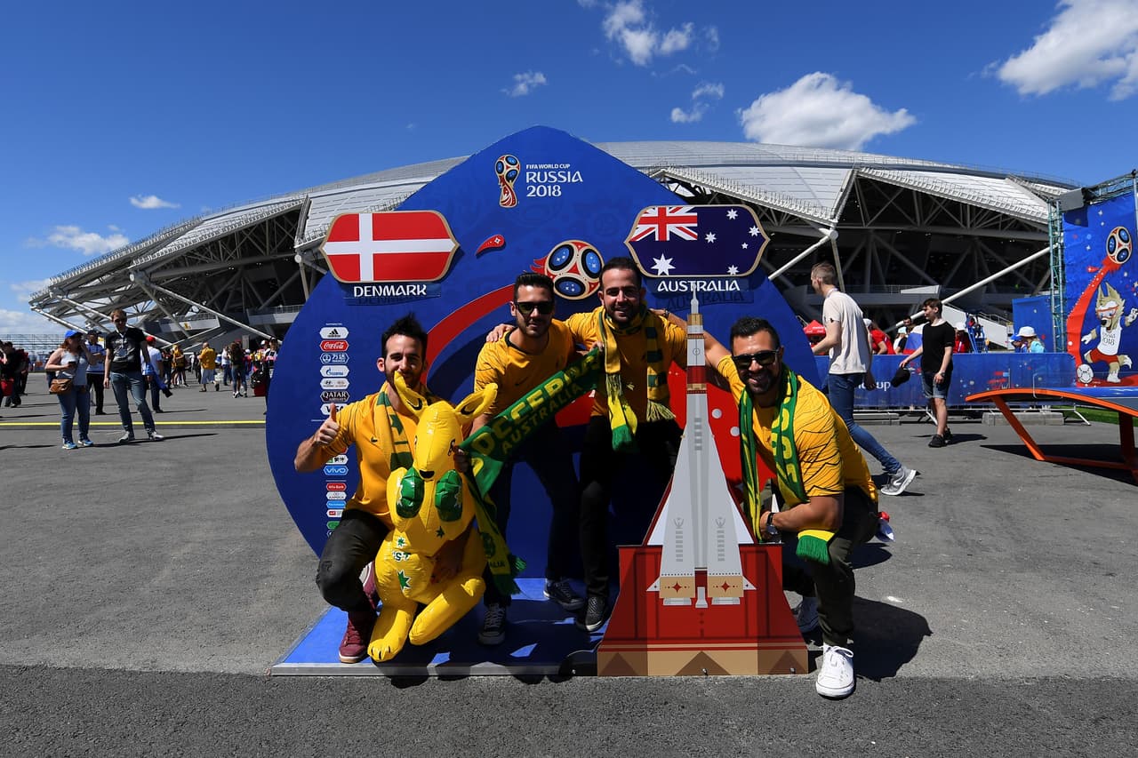 Los fanáticos pusieron todo su colorido y buena energía para el partido entre Dinamarca y Australia por el grupo C, en su segunda aparición en el Mundial de Rusia 2018.